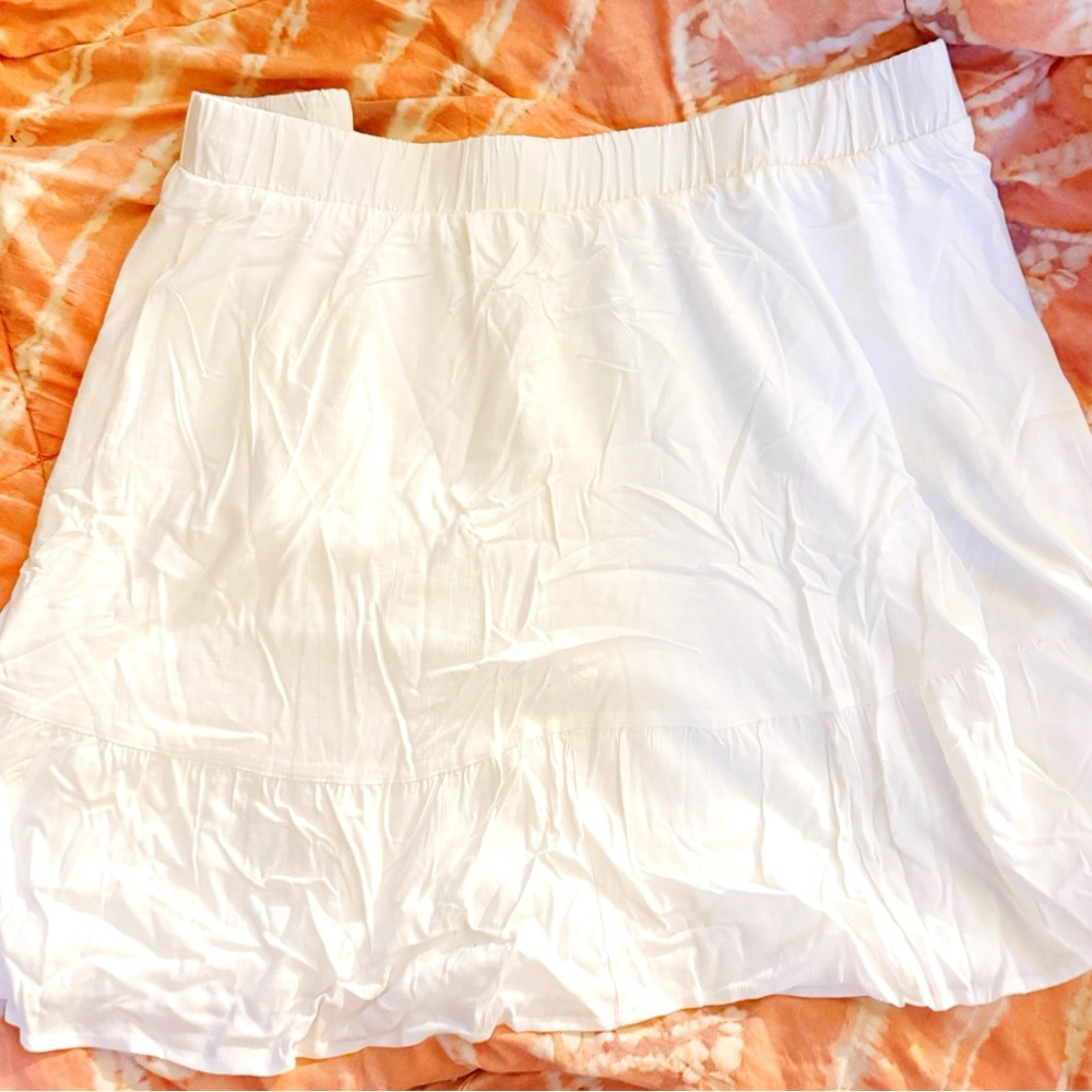 Torrid White Flowy Skirt 5